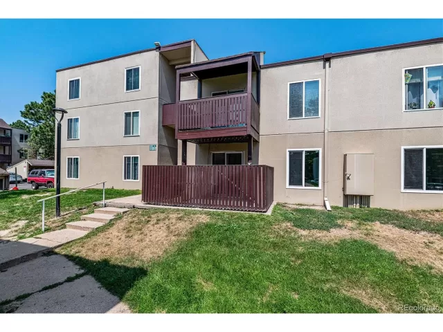 MLS: 2023718 Condo For Sale
