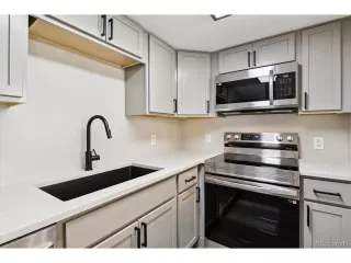 Photo #2: 2023718 Listing 