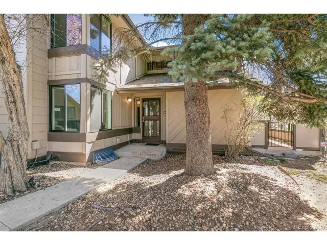 MLS: 2024811 Condo For Sale