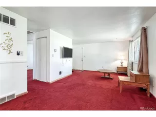 Photo #3: 2024975 Listing