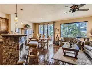 Photo #5: 2026994 Listing