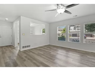 Photo #3: 2027243 Listing 