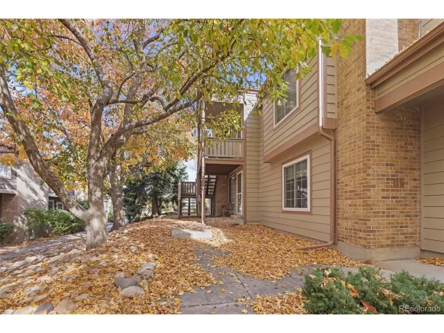 MLS: 2029514 Condo For Sale