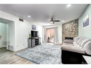 Photo #2: 2029865 Listing 