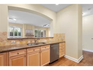 Photo #5: 2031037 Listing