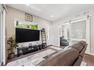 Photo #6: 2031324 Listing 