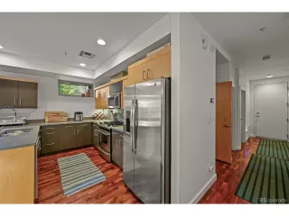 Photo #5: 2034110 Listing