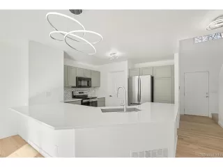 Photo #3: 2035281 Listing