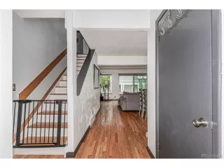 Photo #3: 2038197 Listing 