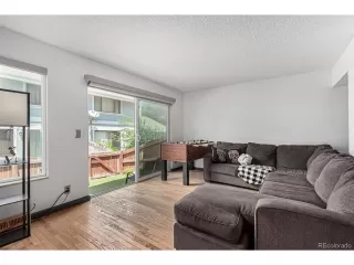 Photo #5: 2038197 Listing 