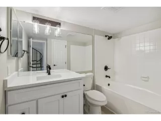 Photo #4: 2038426 Listing