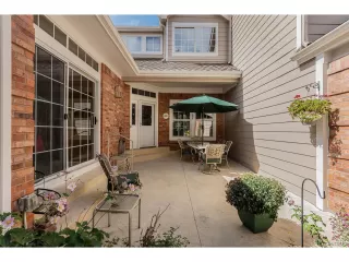 Photo #2: 2038845 Listing 