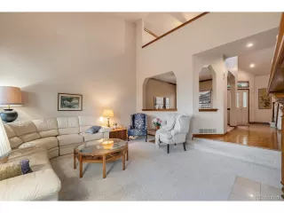 Photo #6: 2038845 Listing 