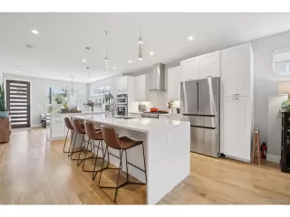 Photo #6: 2041123 Listing 