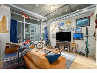 Photo #4: 2043165 Listing 