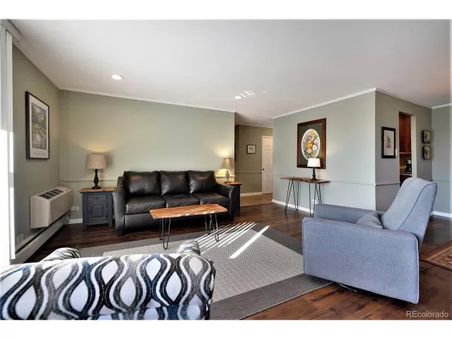 MLS: 2043489 Condo For Sale