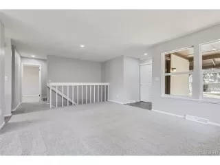 Photo #5: 2049921 Listing 