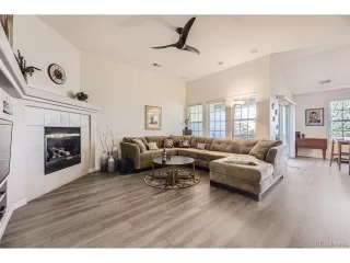 Photo #3: 2051603 Listing