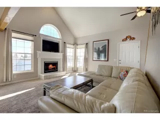 Photo #4: 2054997 Listing