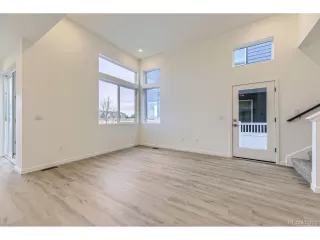 Photo #2: 2055041 Listing 