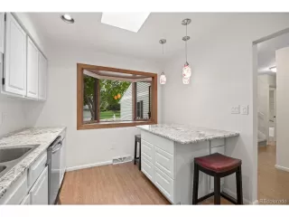 Photo #4: 2058992 Listing