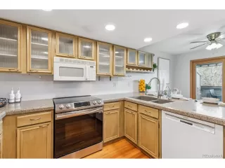 Photo #5: 2059088 Listing 