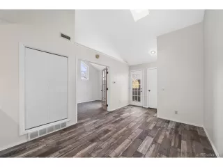 Photo #4: 2062476 Listing 