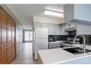 Photo #5: 2063131 Listing