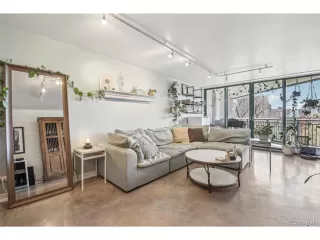 Photo #4: 2067643 Listing 