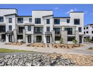 Photo #2: 2067869 Listing