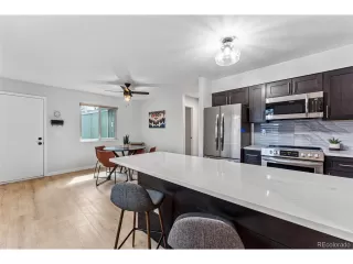 Photo #5: 2068615 Listing 