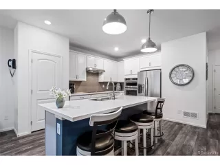 Photo #6: 2068649 Listing 