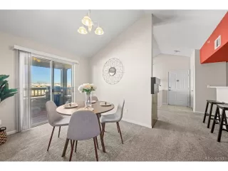 Photo #5: 2071070 Listing 