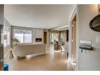 Photo #2: 2071264 Listing 