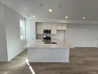 Photo #3: 2073746 Listing