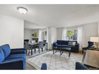 Photo #4: 2074658 Listing 