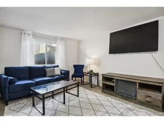 Photo #5: 2074658 Listing 