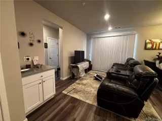 Photo #2: 2074703 Listing