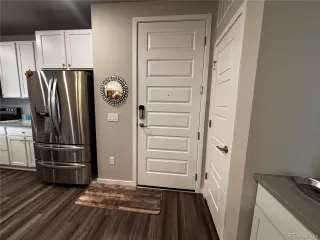 Photo #5: 2074703 Listing