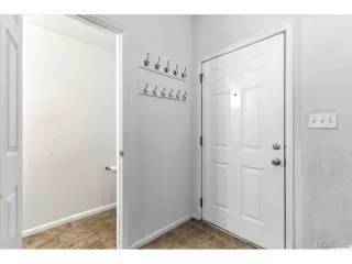 Photo #5: 2076274 Listing