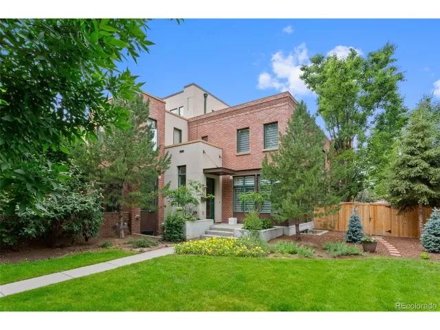 MLS: 2076600 Condo For Sale