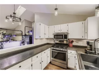 Photo #6: 2079496 Listing 