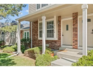 Photo #2: 2081829 Listing