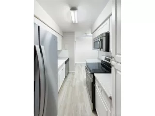 Photo #2: 2082532 Listing