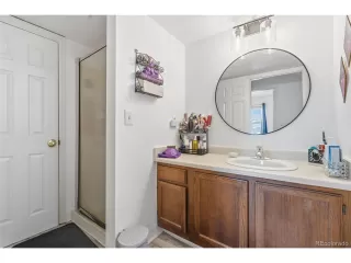 Photo #5: 2082810 Listing 