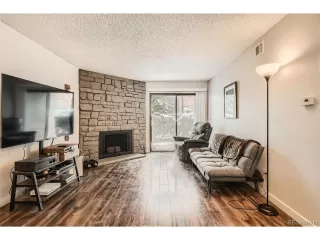 Photo #3: 2086077 Listing