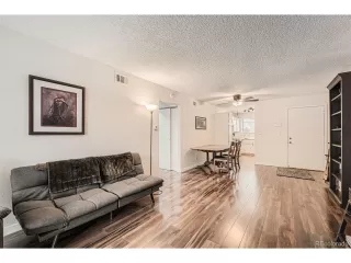 Photo #5: 2086077 Listing