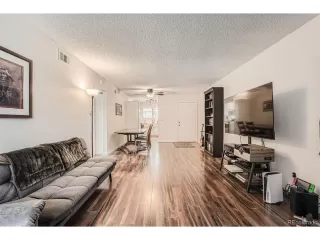 Photo #6: 2086077 Listing