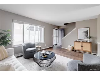 Photo #4: 2086264 Listing