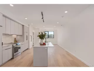 Photo #6: 2087150 Listing